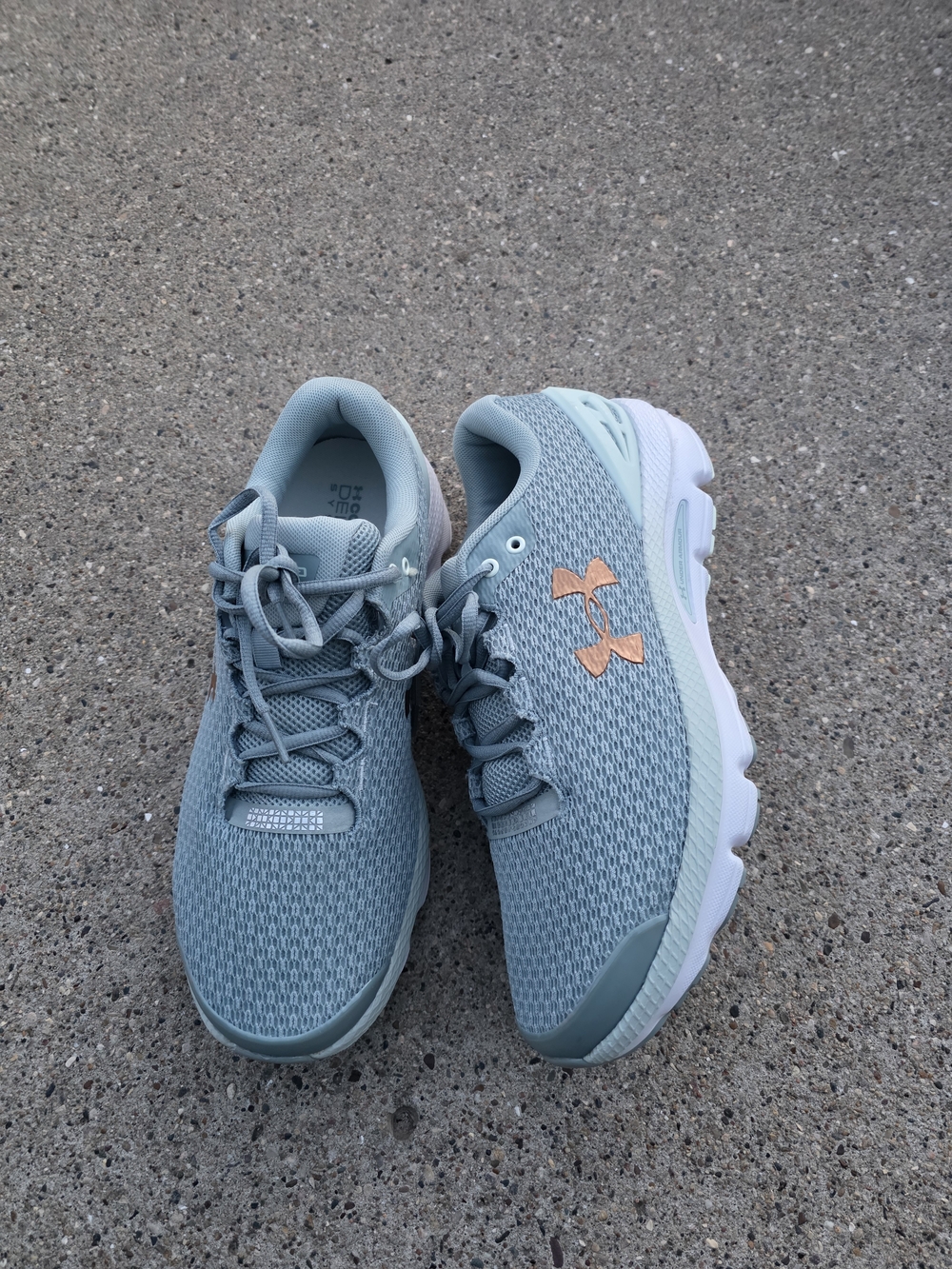 Under Armour Charged Germini Women's Sneaker Size 11 - Picture 3 of 15